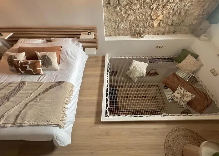 Апартаменты Splendide Troglodyte A 5 Min Du Centre